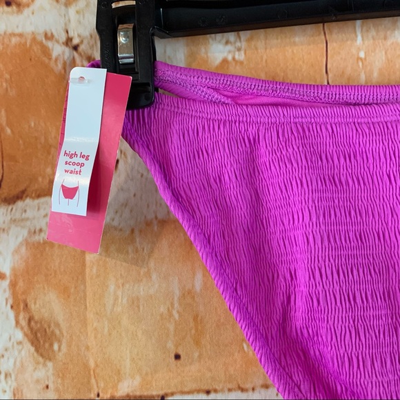 SOLD!!Juniors' Textured High Leg Scoop Bikini Bottom - - Picture 6 of 8